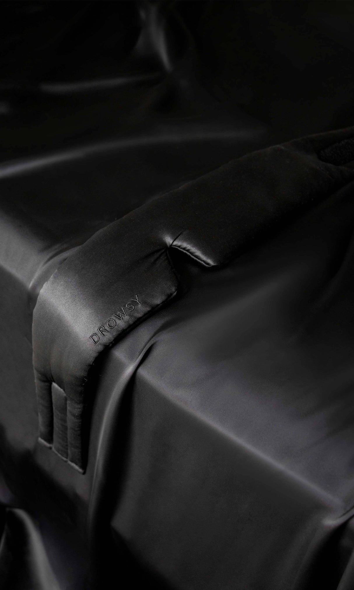 Black Jade Silk Sleep Mask