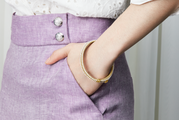 Halo Bangle Pearl Gold Plated